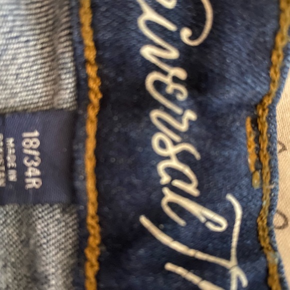 Universal Thread Jeans - Picture 4 of 6